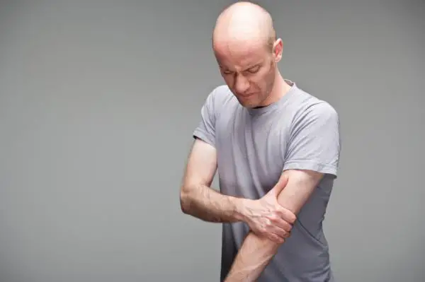 Ursachen von Schmerzen im linken Arm