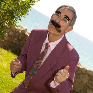 Wie man sich als Groucho Marx verkleidet