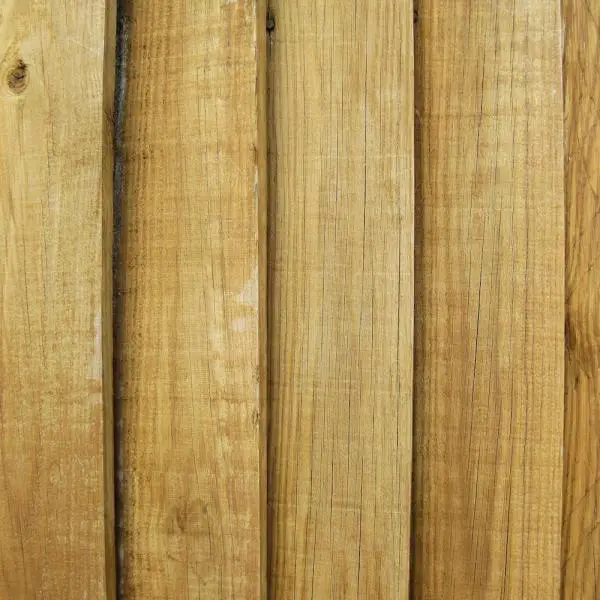 Wie man das Holz mit Essig und Öl säubert
