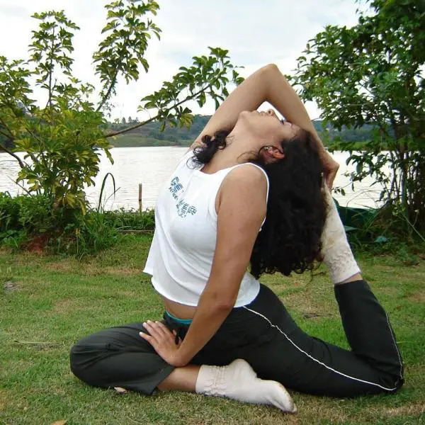 Wie man Yoga praktiziert, um Epilepsie zu behandeln