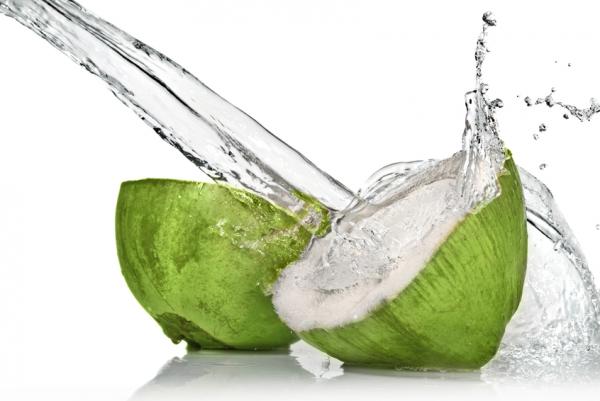 Eigenschaften von Kokoswasser für die Haut