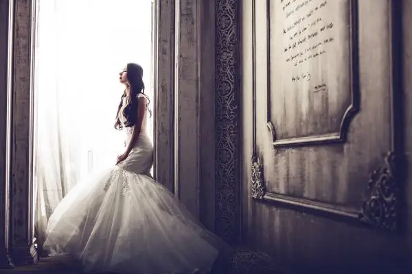 Was es bedeutet, von einer weiß gekleideten Braut zu träumen
