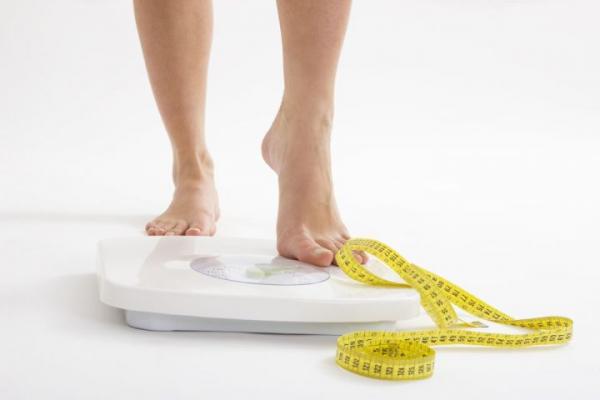 Wie man 5 Kilo in einer Woche ohne Diät verliert