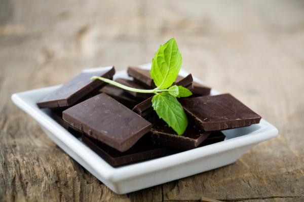 Wie man Schokolade isst, ohne Fett zu bekommen