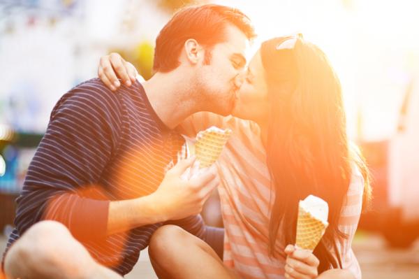 Wie man beim ersten Date küsst