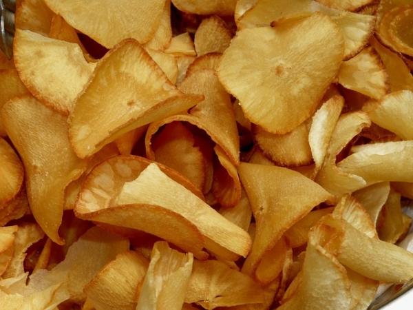 Wie man Cassava-Chips herstellt