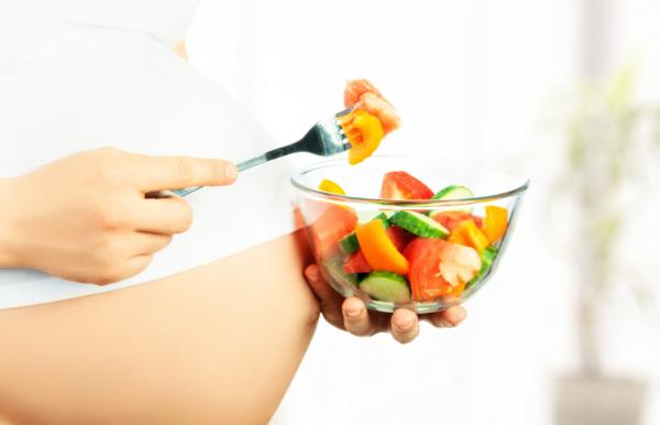 Wie man in der Schwangerschaft Diät