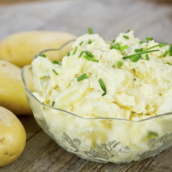 Wie man Kartoffelsalat macht