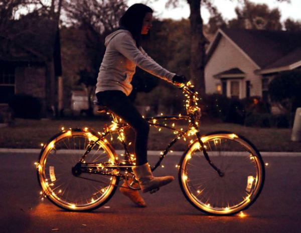 Wie man selbstgemachte Fahrradbeleuchtung macht
