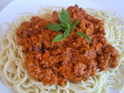 Wie man einen Sofrito für Spaghetti macht
