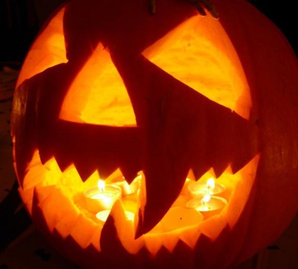 Was sind die Traditionen von Halloween?