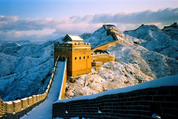 Wie groß ist die Chinesische Mauer?