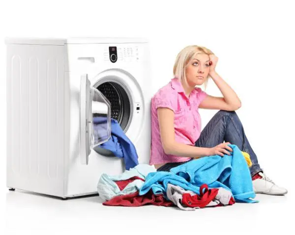 Warum riecht die Waschmaschine schlecht?