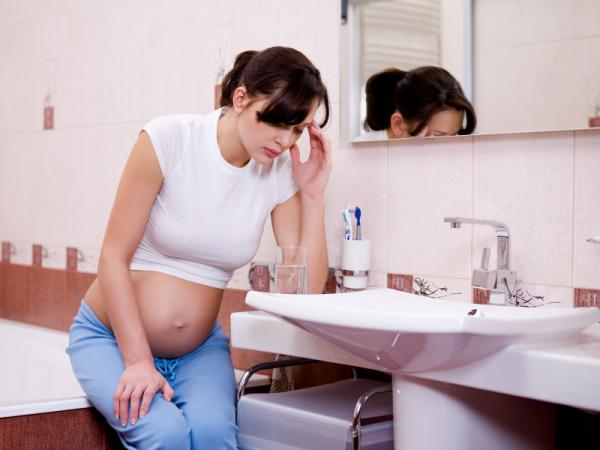Tricks, um Übelkeit der Schwangerschaft zu entfernen