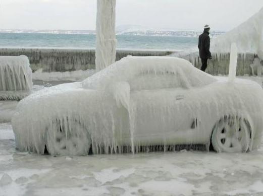 Wie man ein Auto einschaltet, wenn es sehr kalt ist