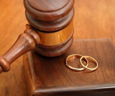 Wie viel kostet die Scheidung, wenn ein Richter eingreift?