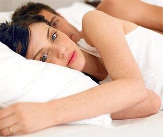 6 Dinge, die Frauen im Bett hassen