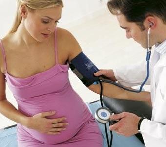 Wie man hohen Blutdruck in der Schwangerschaft senkt