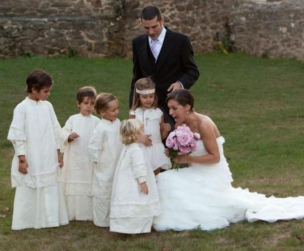 Wie man Seiten für eine Hochzeit wählt