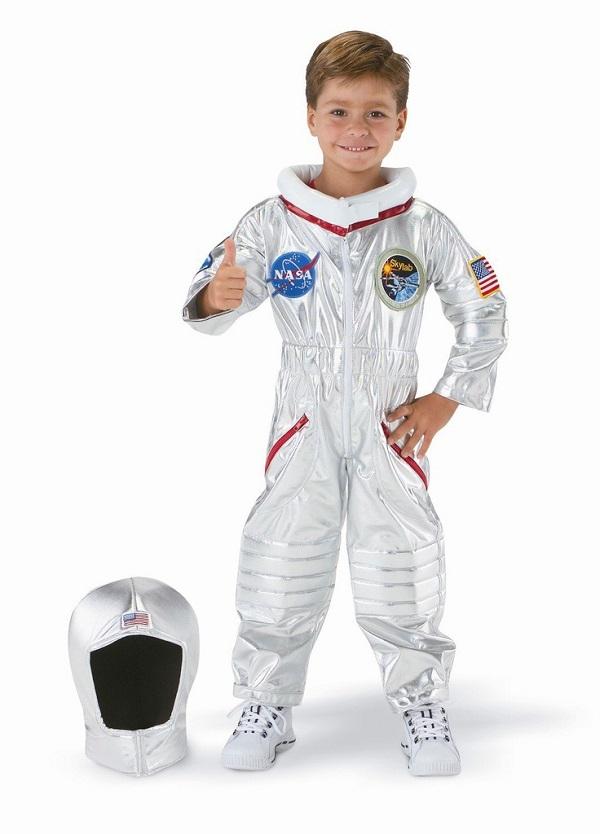 Wie man ein Astronautenkostüm für Kinder macht