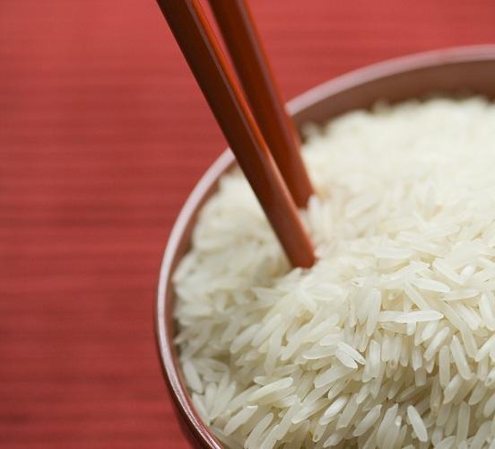 Wie man Reis für Sushi zubereitet