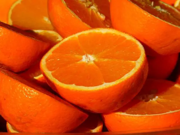 Was sind die Eigenschaften der Orange?