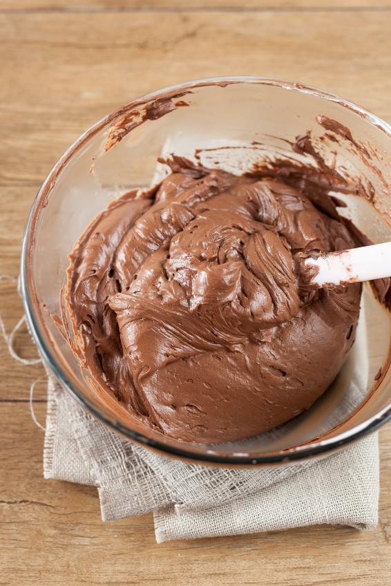 Wie man Schokoladenglasur macht | einWie.com