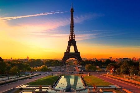 Wie organisiert man eine Reise nach Paris?