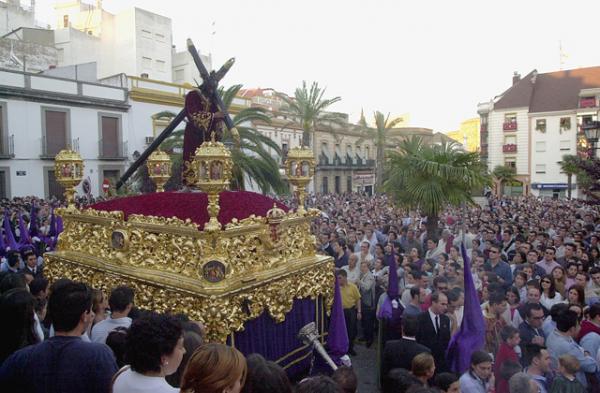 Was sind die berühmtesten Prozessionen in Andalusien?