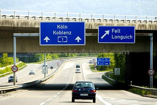 Was sind die Geschwindigkeitsbegrenzungen in Deutschland?