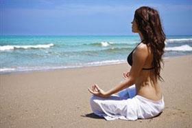 Wie man Meditation vor dem Meer praktiziert