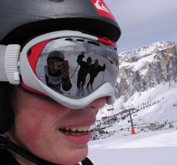 Wie wählt man Sonnenbrillen zum Skifahren