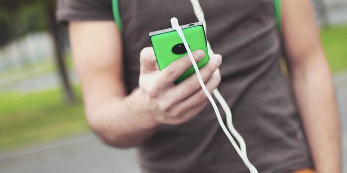 4 falsos mitos sobre cargar el móvil