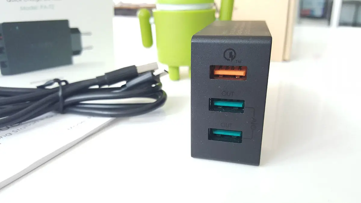 AUKEY 3 Ports USB-Ladestation