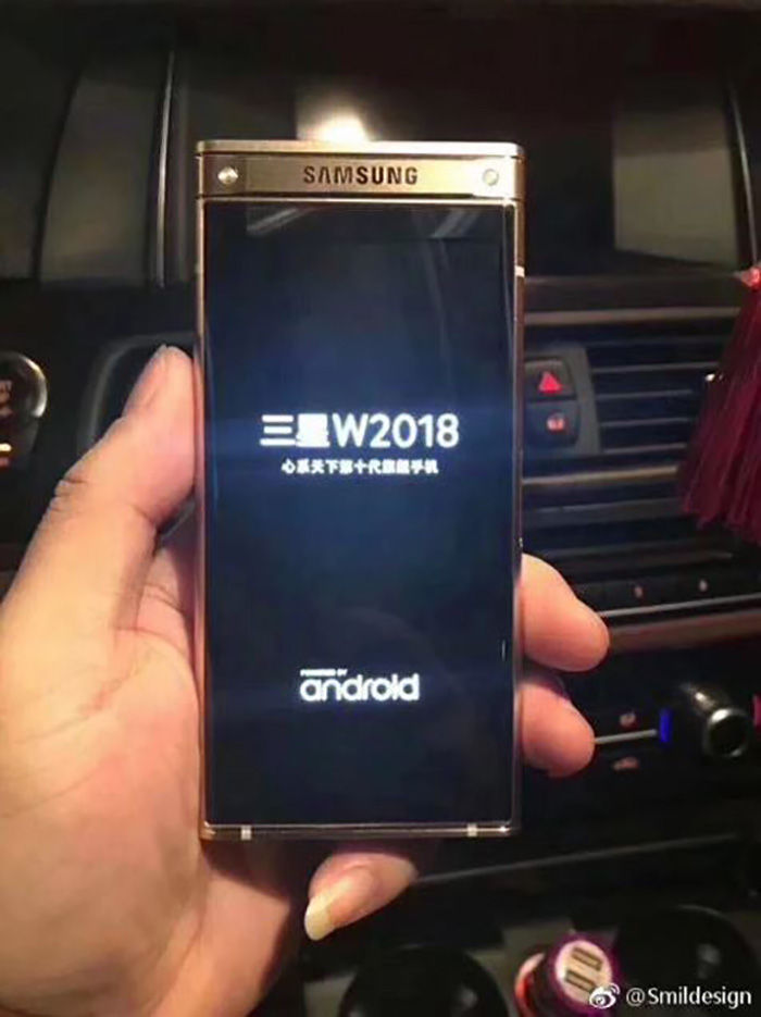 Samsung-W2018-Klapp-Smartphone