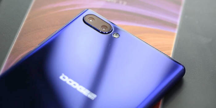 Doogee Mix trasera