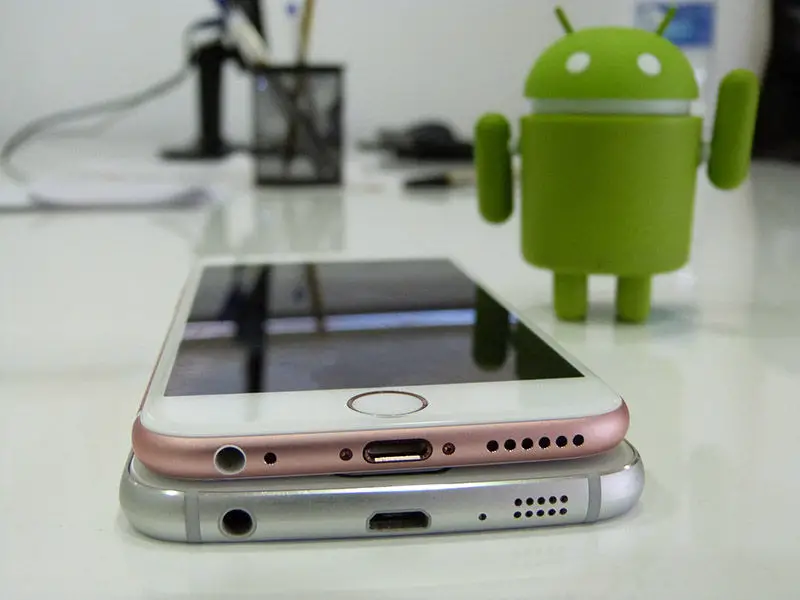 Galaxy S6 vs iPhone 6s Seite