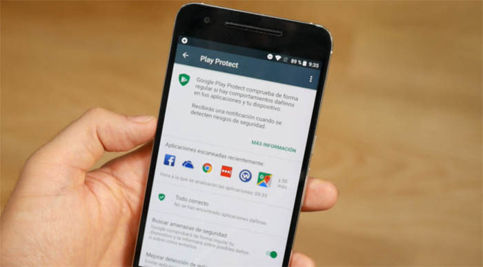 Google Play Protect auf einem Handy