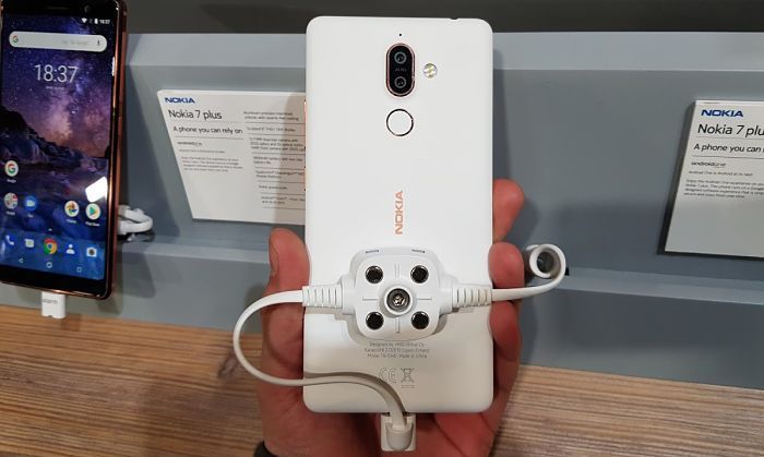 Nokia 7 Plus