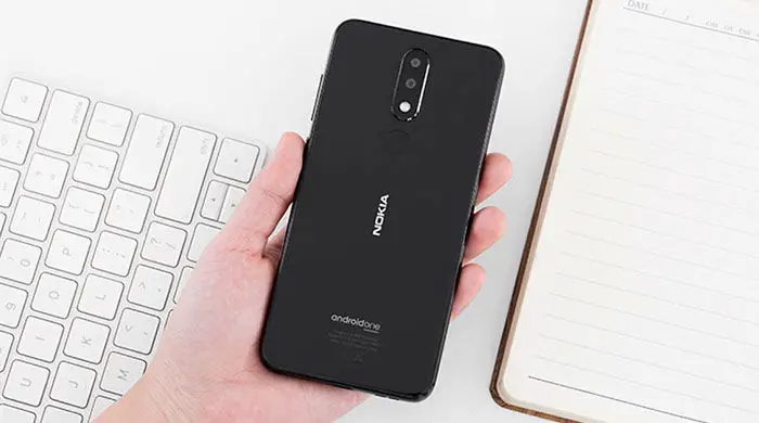 Nokia X5 hinten