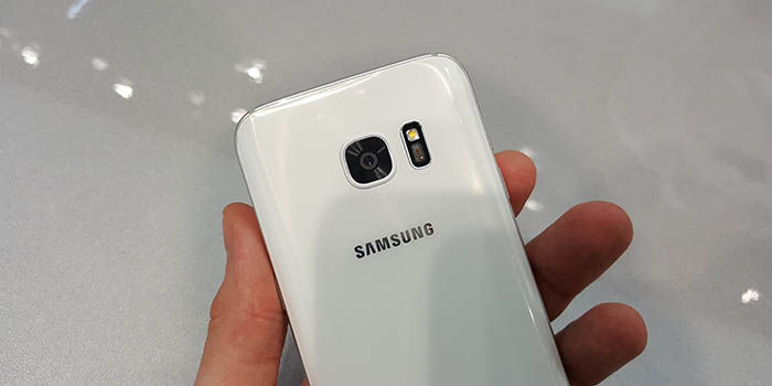 Rückseite Galaxy S7 White