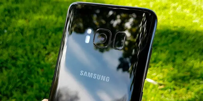 galaxy-s8-camara-ultralenta-ar-emojis-actualizacion