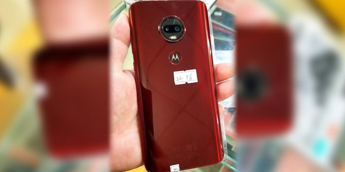 imagenes moto g7 notch diseño