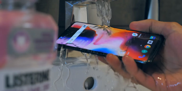 oneplus 6 mojandose