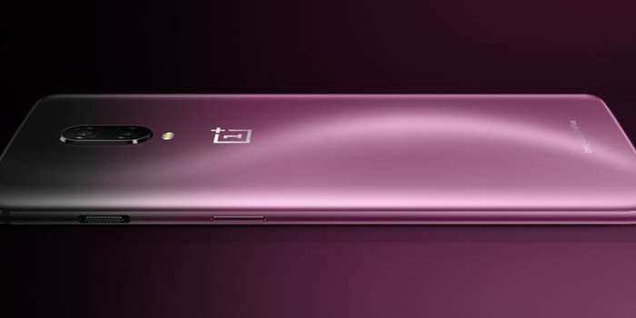 ein plus 6 t in lila