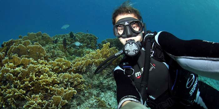 selfie bajo agua