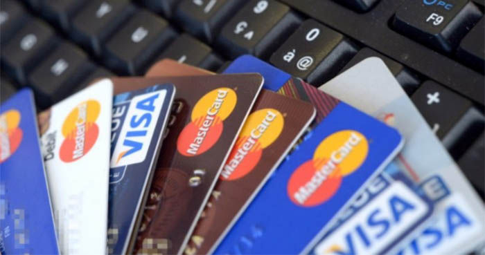 Kredit- und Debitkarten